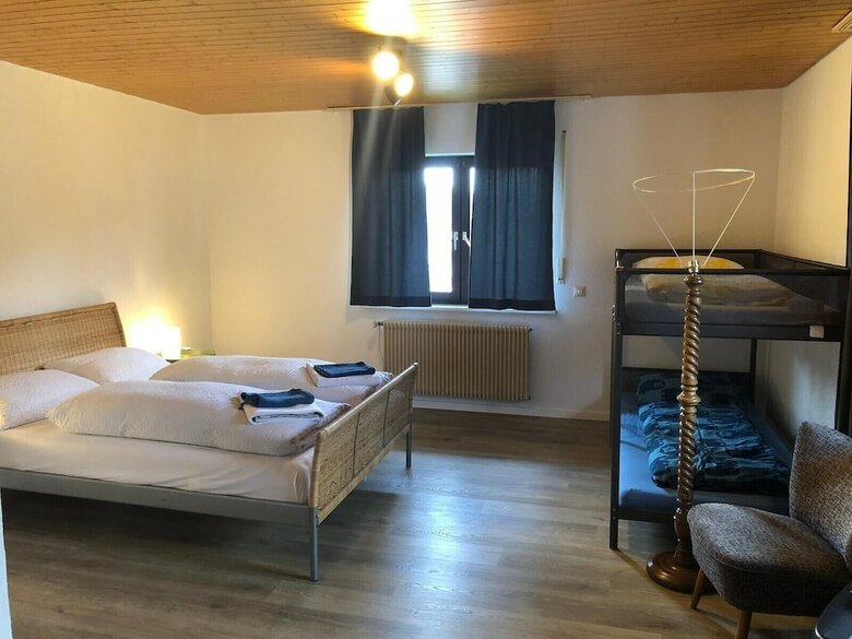 Hostal Sporthostel R�ssle