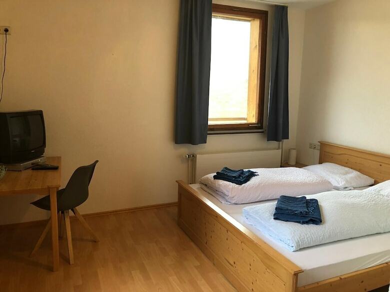 Hostal Sporthostel R�ssle