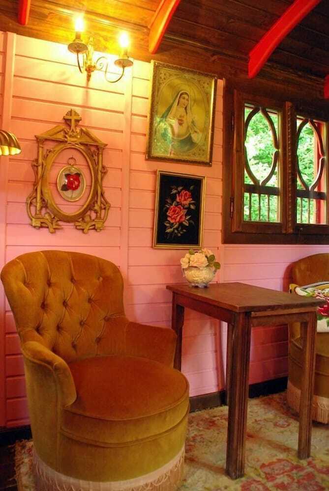 Bed & Breakfast Chambres D'h�tes Un Parfum de Violette