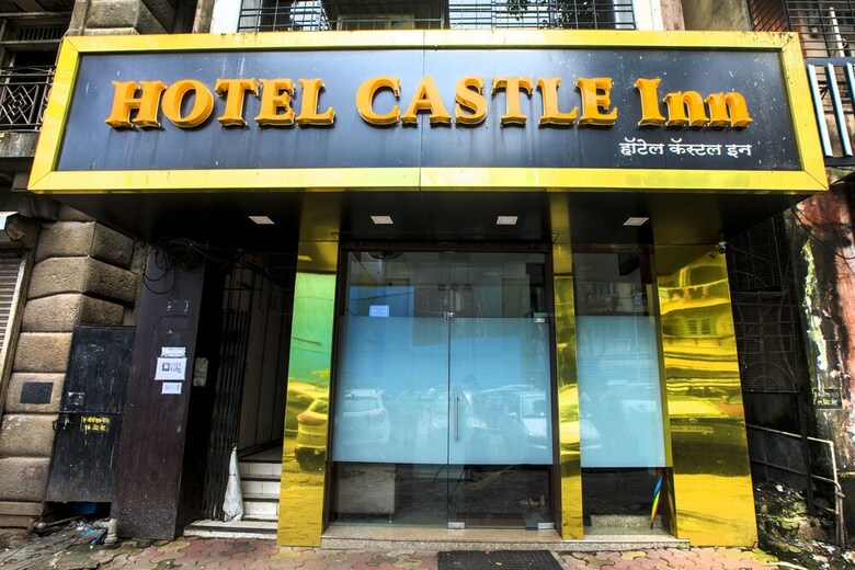 Fabhotel Castle Inn