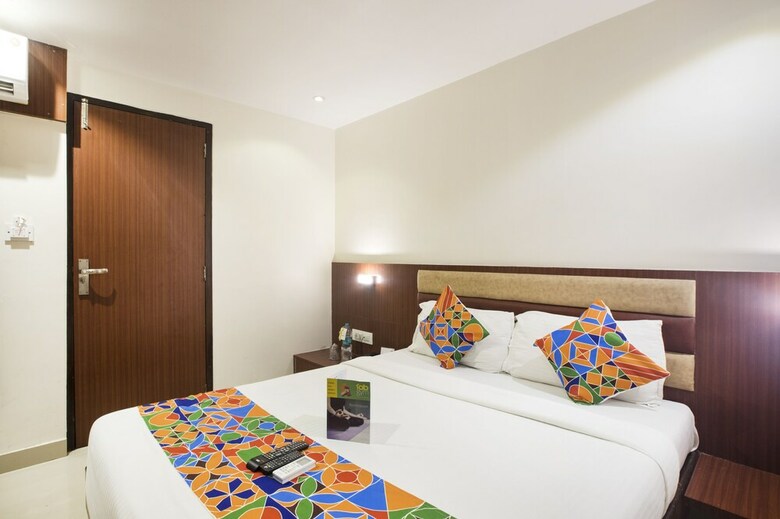 Fabhotel Castle Inn