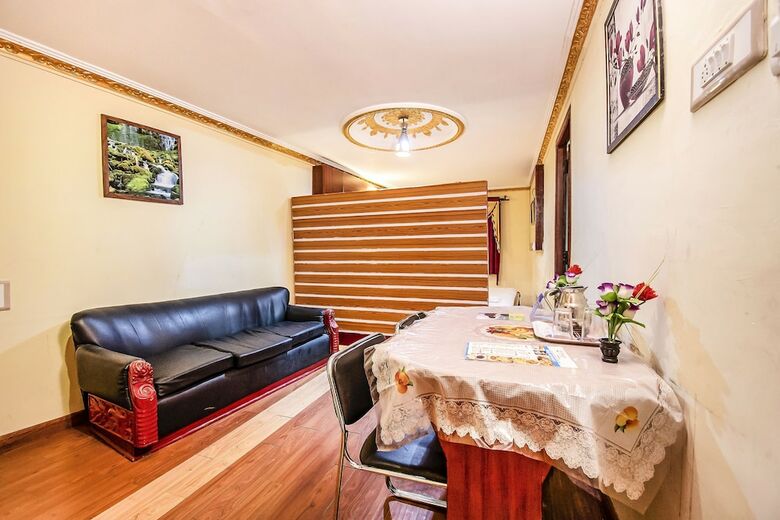 Fabhotel Roshan Residency Naidupuram