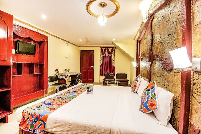 Fabhotel Roshan Residency Naidupuram