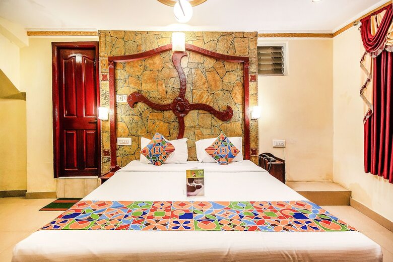 Fabhotel Roshan Residency Naidupuram