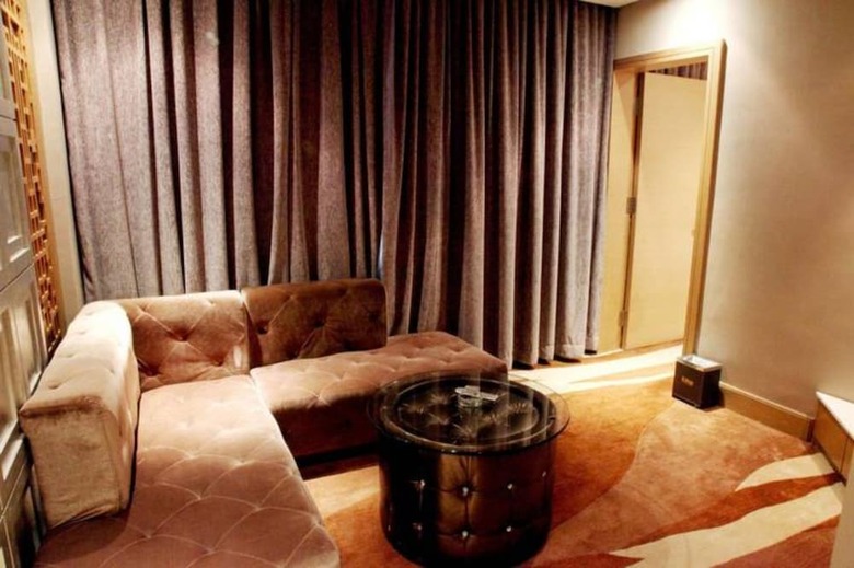 The Luxe Manor Hotel