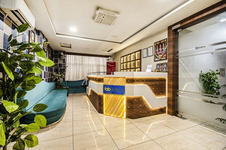 Fabhotel Royal Residency Sama- Savli Rd