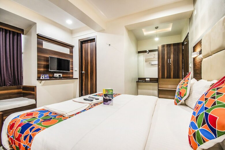Fabhotel Royal Residency Sama- Savli Rd