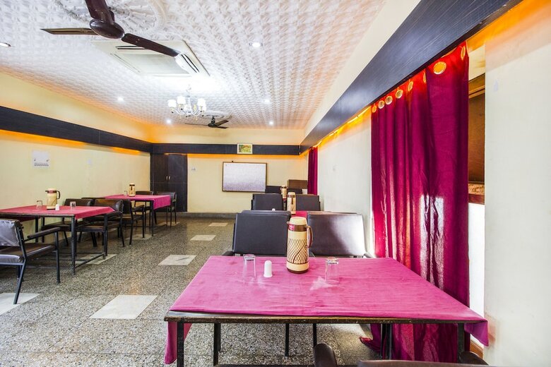 Fabhotel Damanis Lake Pichola