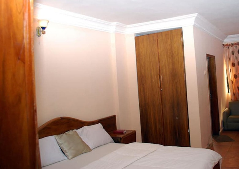 Royal Marble Hotel
