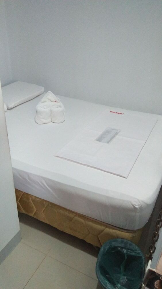 Hotel D' Morvie Suites Lapasan