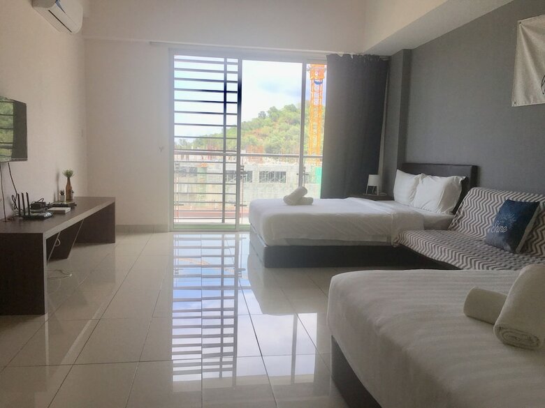 Hotel Jio Suites Aeropod Big Quadruple Rooms