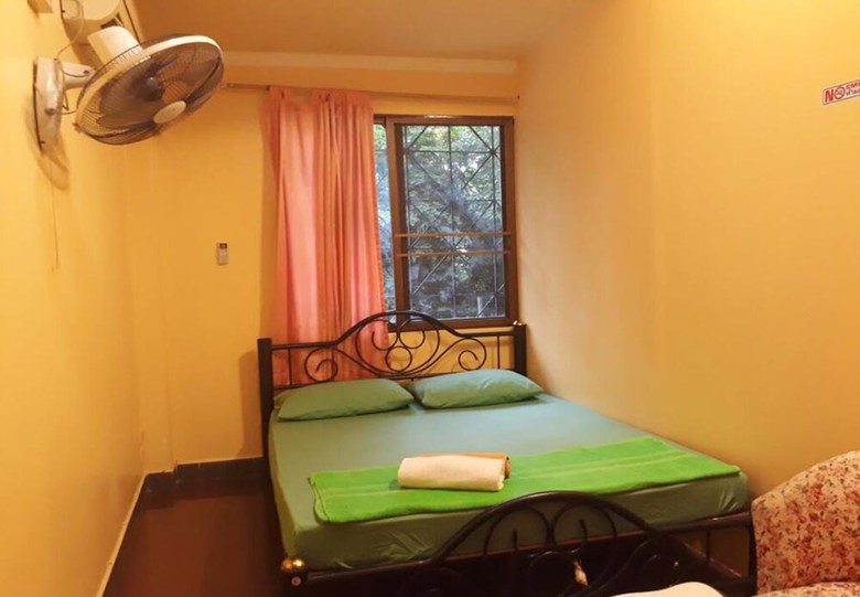Hostal Oyo 938 Place Inn
