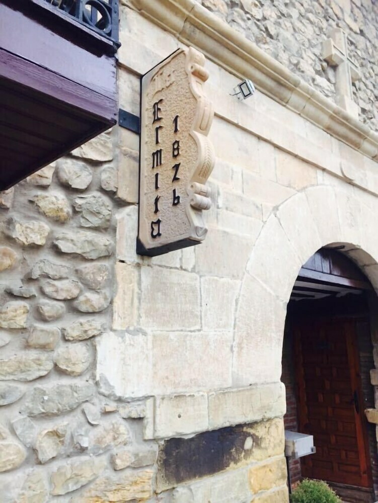 Hostal La Ermita 1826