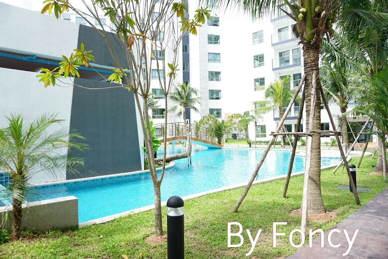 Apartamentos Arcadia Beach Resort Pool View