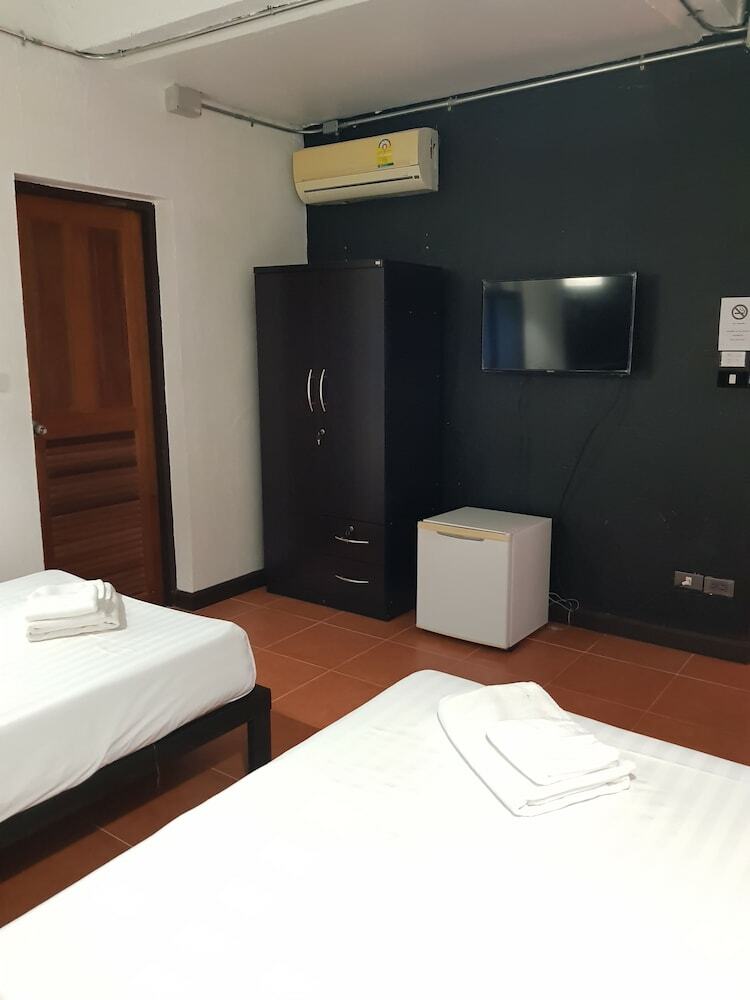 Hi Karon Beach Hotel