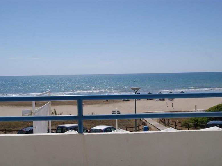 Apartamentos Marineu Primera Linea Playa Cargador 4/6