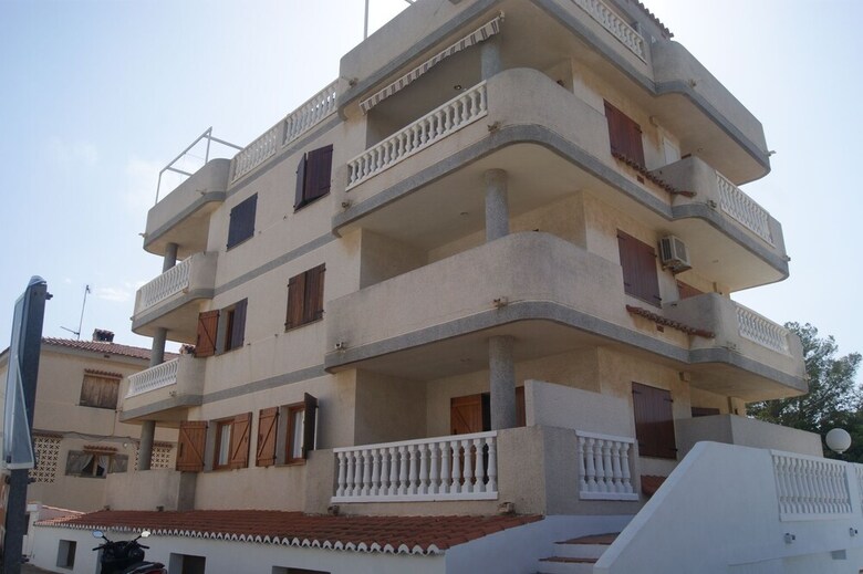 Apartamentos Marineu Jazmines �tico 2/4