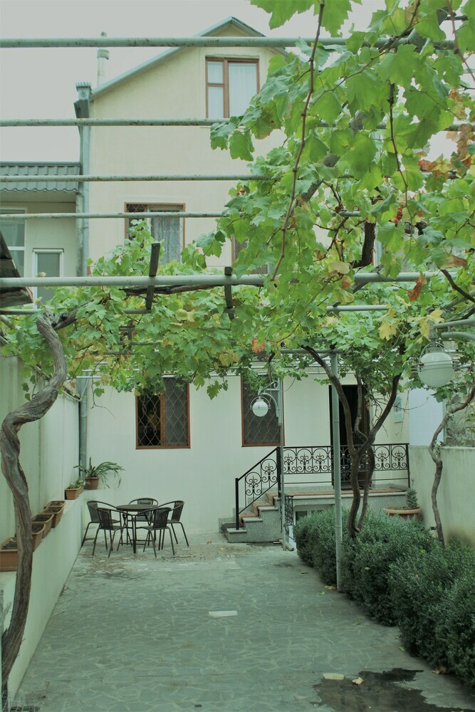 Hostal Happy Camper Hostel