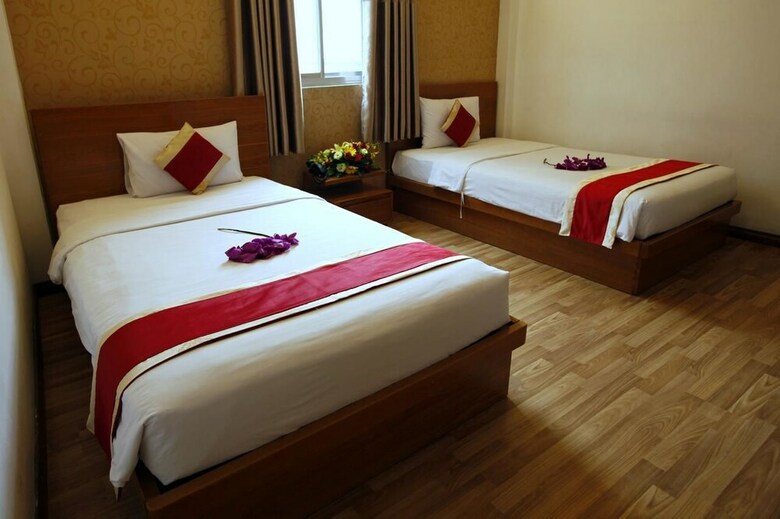 Lucky Star Hotel