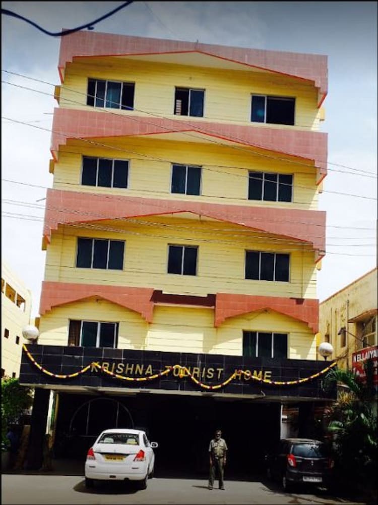 Hotel Krishna Tourist Home
