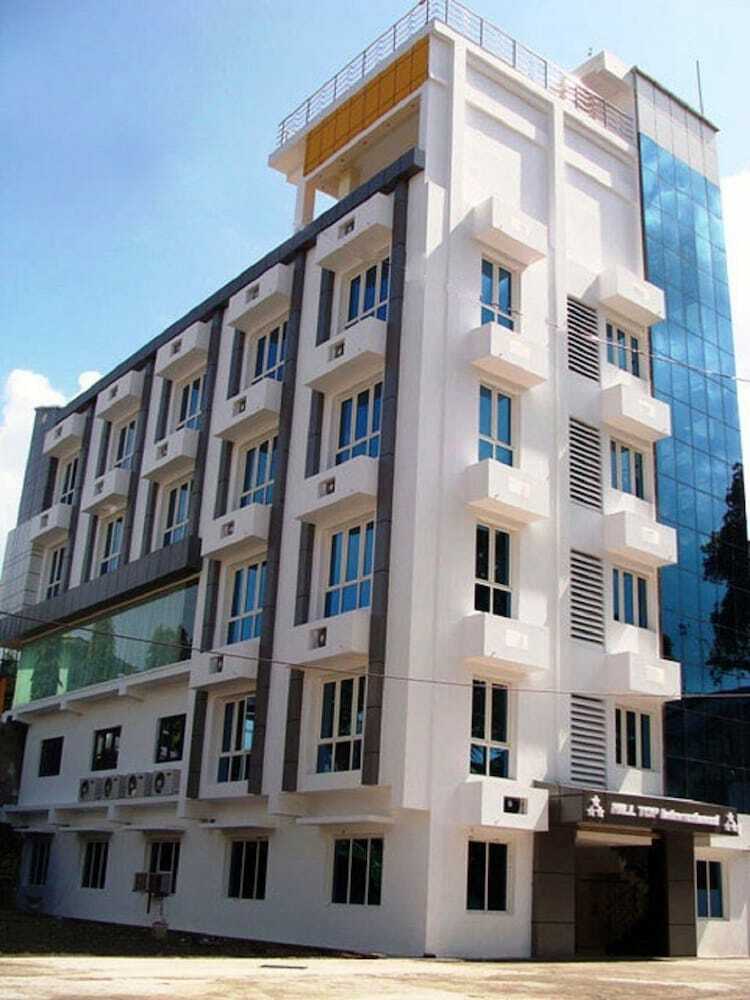 Hotel Hilltop International