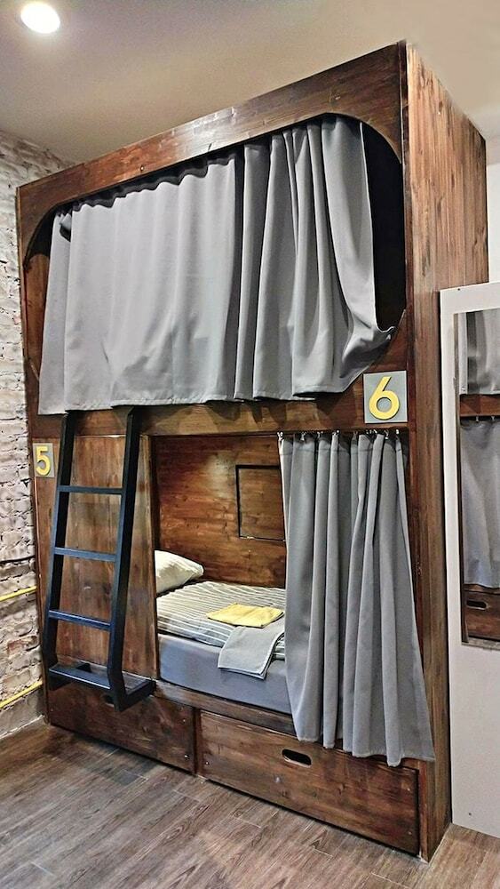 Hostal Baraban Hostel