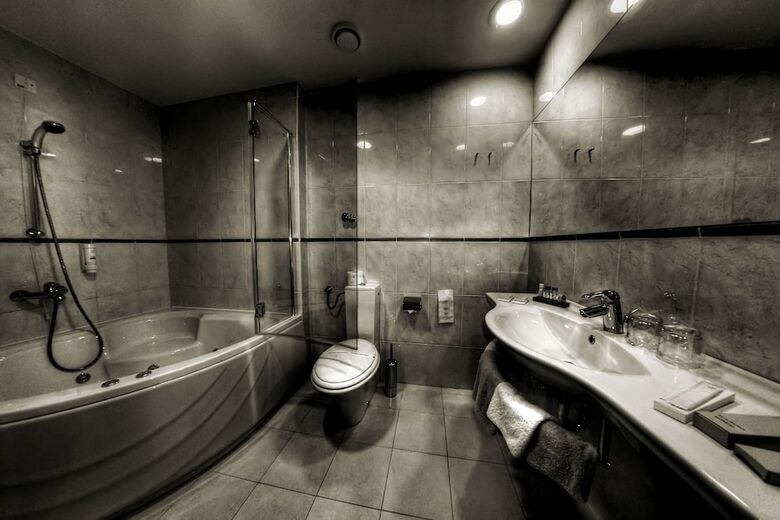 Hotel Lav