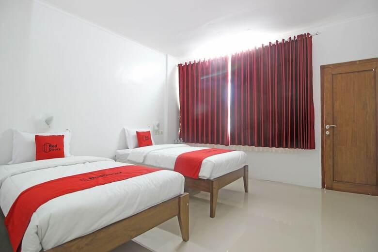 Hotel Reddoorz @ Jalan Ringroad Selatan