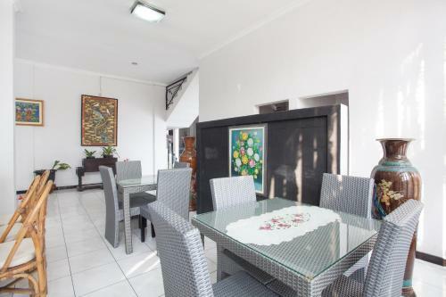Hotel Reddoorz Near Terminal Arjosari
