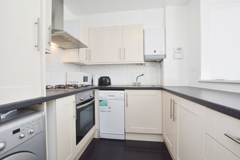 15 Beaufort Gardens Apartments