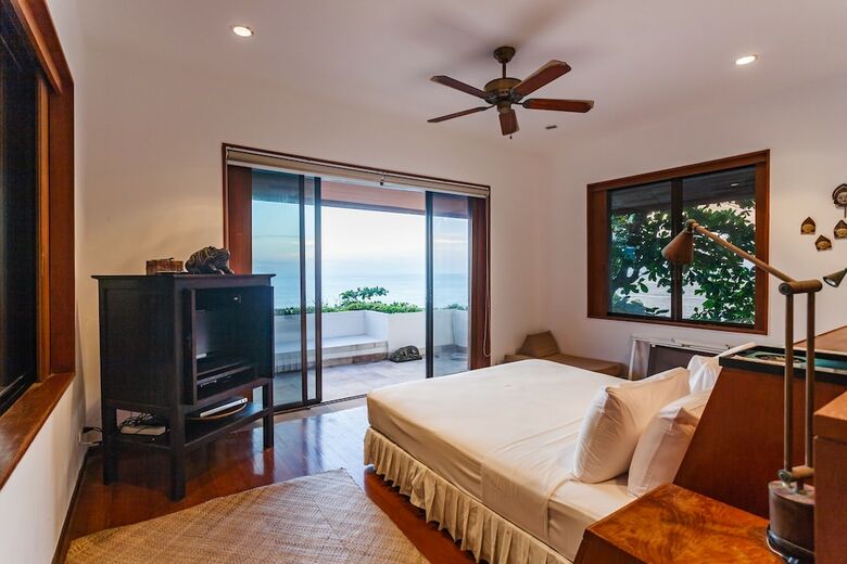 Cape Kata Villa By Lofty