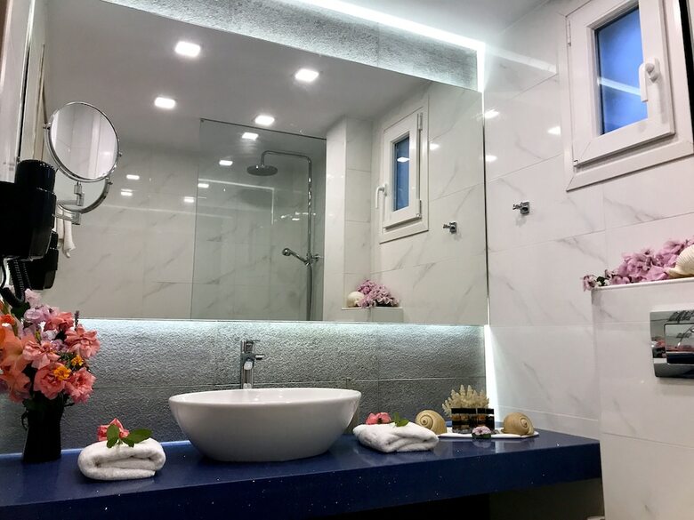 Hotel Ccb Ionian Suites By Bruskos