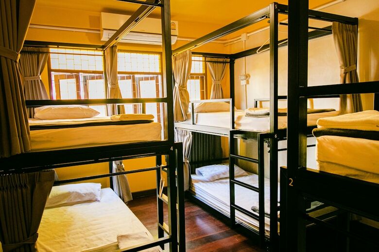 Hostal Oyo Sleep Soundly Hostel - Adults Only