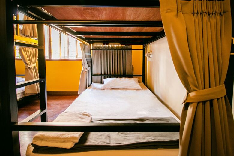 Hostal Oyo Sleep Soundly Hostel - Adults Only