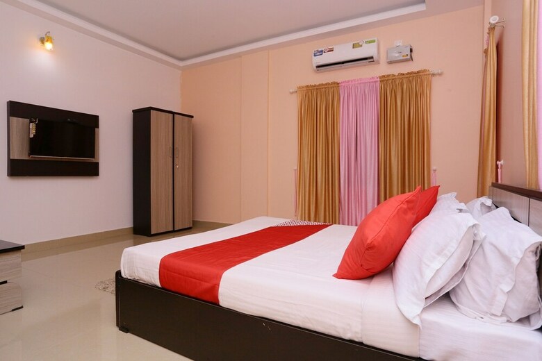 Hotel Oyo 22281 Reem Residency