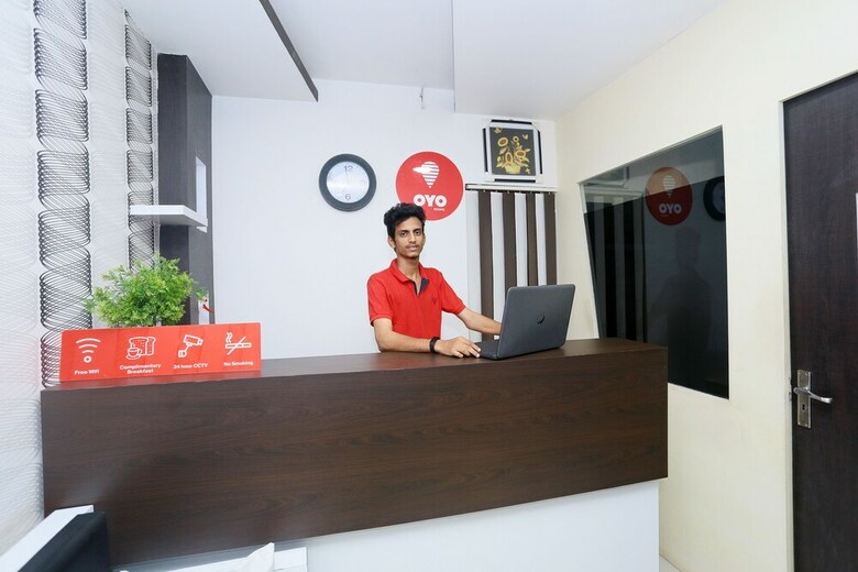 Hotel Oyo 22281 Reem Residency