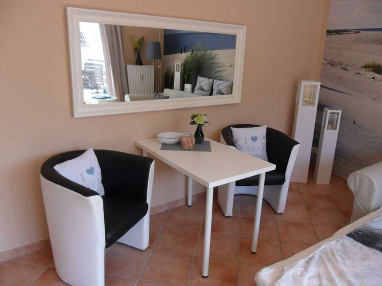 Apartamentos Ferienwohnung M�wennest