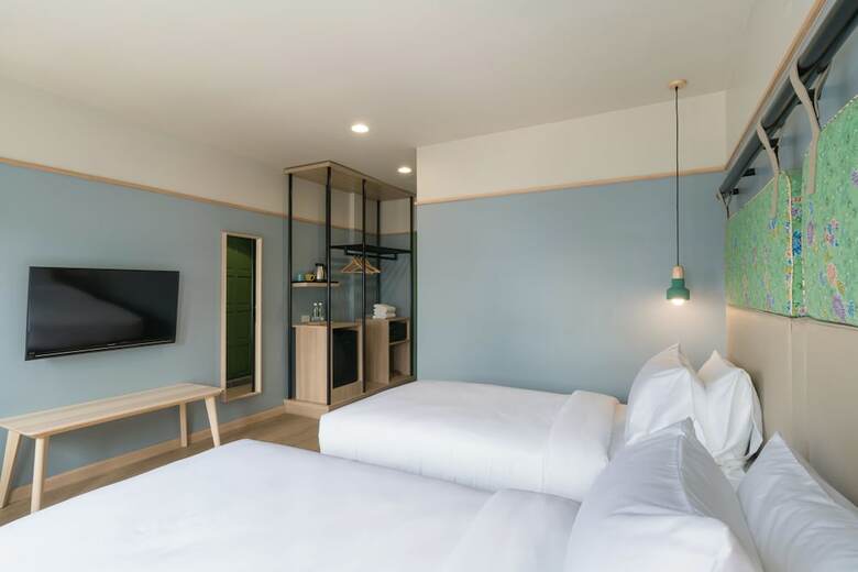 The Blanket Hotel