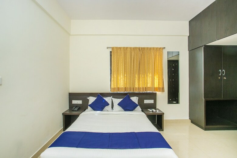 Hotel Oyo 20026 Silverkey Rr Nagar