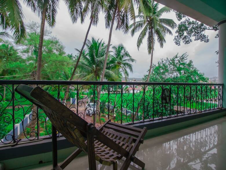 Hotel Oyo 15912 Home Field View 1bhk Mapusa