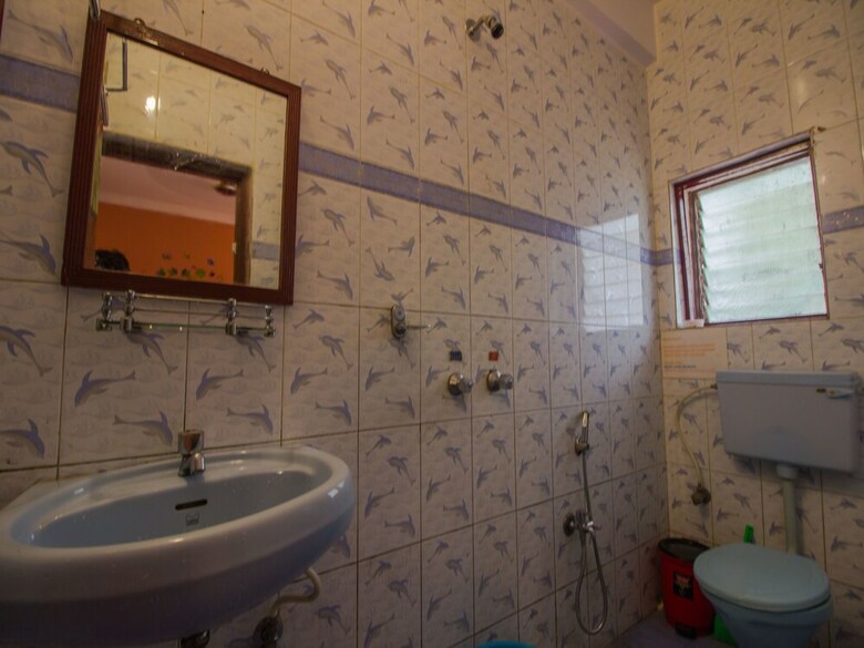 Apartamentos Oyo 15697 Home Colorful Studio Candolim Beach