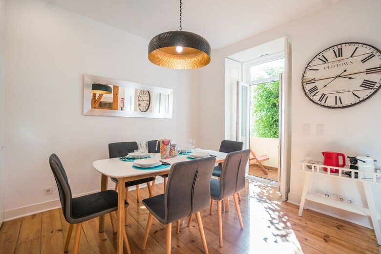 Apartamentos New Flat With Patio And Barbecue