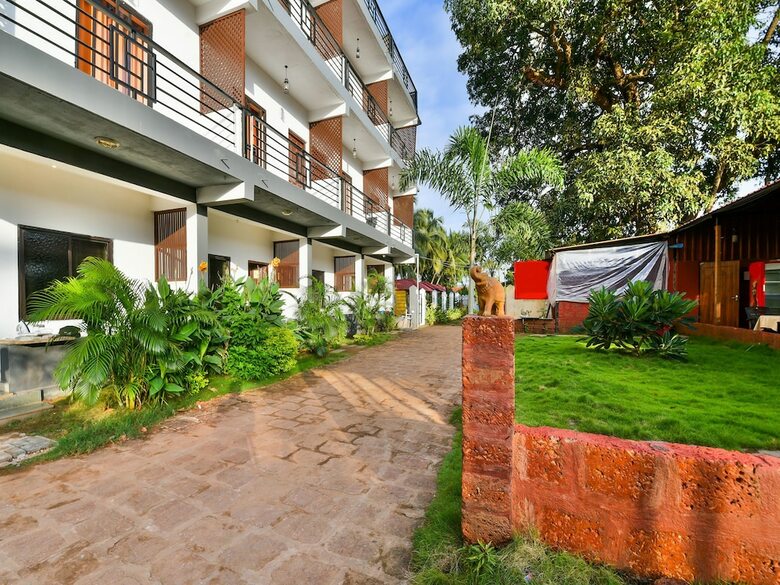 Hotel Oyo 15836 Pleasure River Front Resort