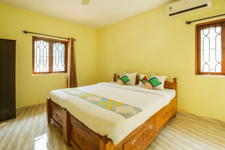 Oyo 15529 Home Decent 2bhk Candolim