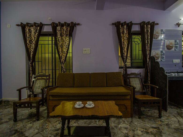 Oyo 16976 Home Pool View 3bhk Siolim