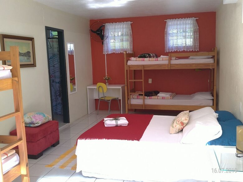 Hostal Joinville Hostel & Pousada