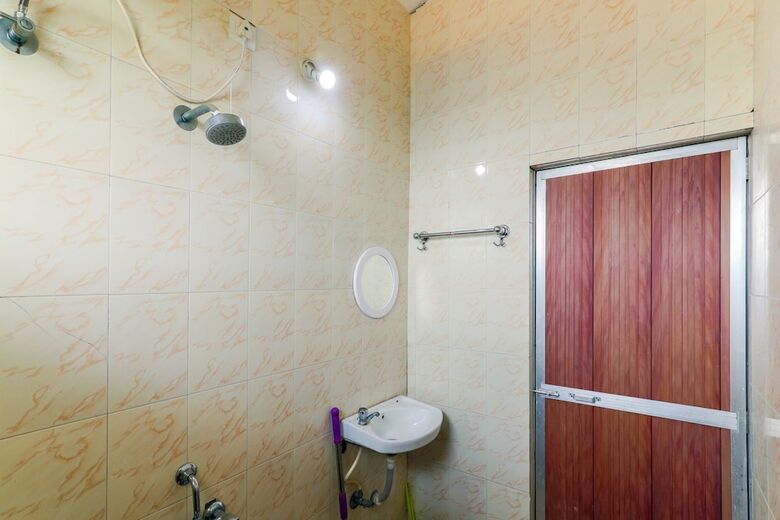 Apartamentos Oyo 17182 Home Green View 2bhk Nuvem