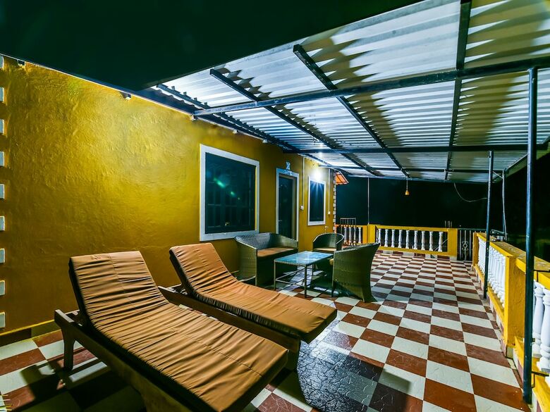 Apartamentos Oyo 18448 Matildas Beach Place