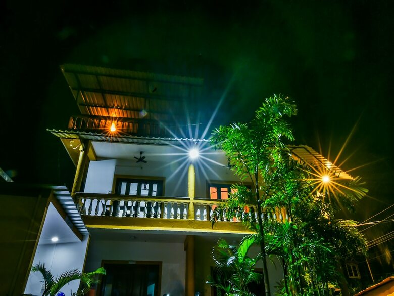 Apartamentos Oyo 18448 Matildas Beach Place