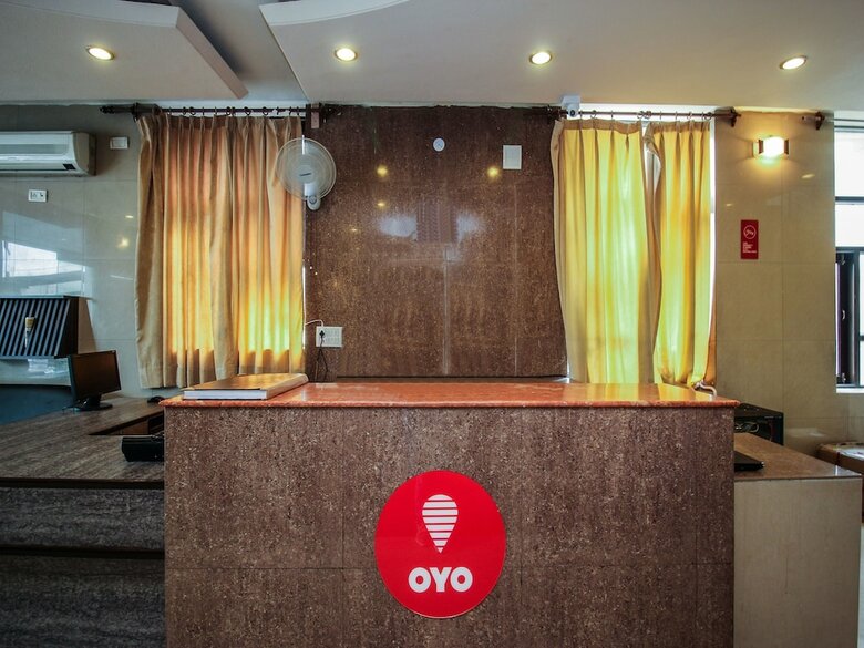 Hotel Oyo Flagship 15357 Ahinsha Cicle